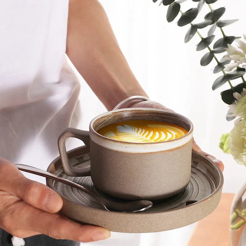 Japanese Style Stoneware Coffee Cup and Saucer Set European Style Garland Coffee Cup Latte Cup Gift Set Combo Coffee Set
Japanese Style Stoneware Coffee Cup and Saucer Set European Style Garland Coffee Cup Latte Cup Gift Set Combo Coffee Set