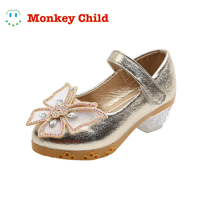 2022 Princess shoes Single shoe New style Performance shoes Bow tie Performance Walk the catwalk Girls Leather shoes Children
2022 Princess shoes Single shoe New style Performance shoes Bow tie Performance Walk the catwalk Girls Leather shoes Children