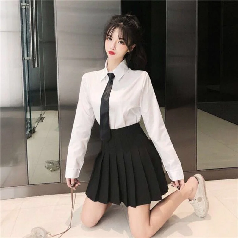 2021 Summer New Women's Top Japanese and Korean Single Row Buckle Solid Color Student Shirt Shirts for Teenage Girls Summer 3XL
2021 Summer New Women's Top Japanese and Korean Single Row Buckle Solid Color Student Shirt Shirts for Teenage Girls Summer 3XL