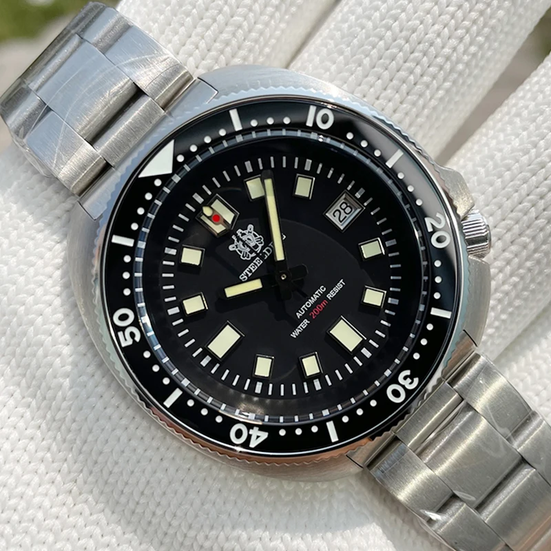 STEELDIVE SD1970T Sapphire crystal Wristwatch PT5000 Movement Super C3 Luminous 200M Waterproof 316L Steel Men's Diving Watch
STEELDIVE SD1970T Sapphire crystal Wristwatch PT5000 Movement Super C3 Luminous 200M Waterproof 316L Steel Men's Diving Watch