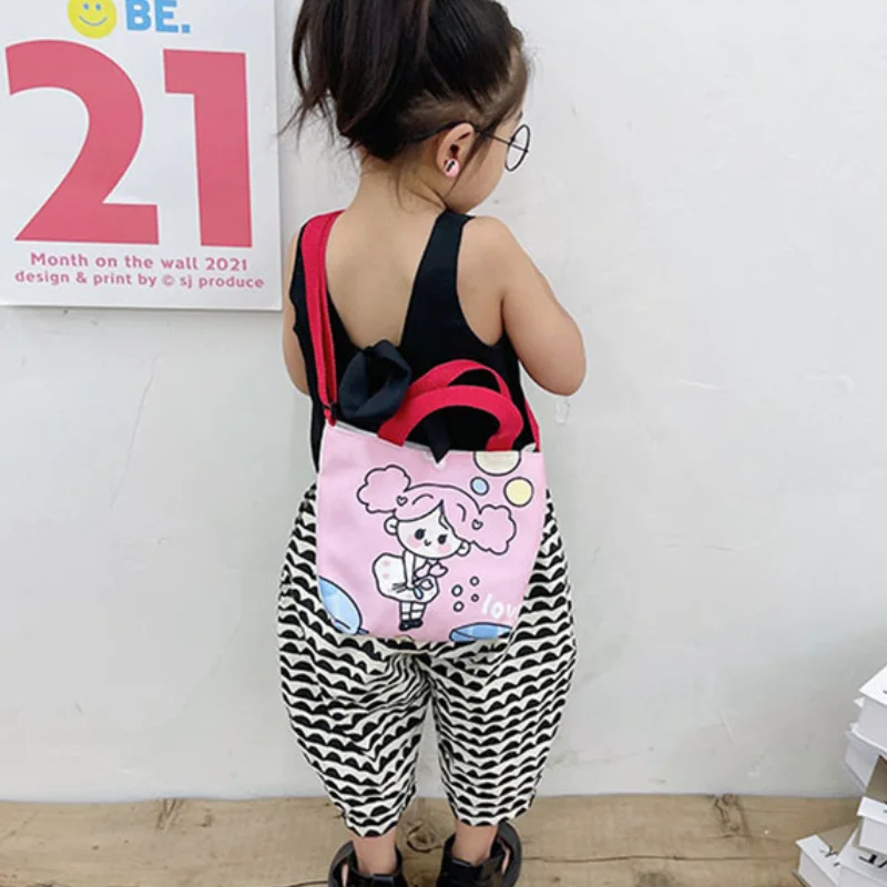 Детская сумка-кошелек, симпатичная сумка для маленькой девочки, новая детская мини-сумка для детского сада, школьная сумка на плечо для дево...
Детская сумка-кошелек, симпатичная сумка для маленькой девочки, новая детская мини-сумка для детского сада, школьная сумка на плечо для дево...