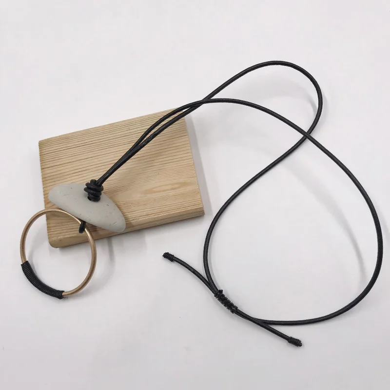 Suekees Boho Fashion Jewelry Gothic Natural Leather Cord Resin Stone Pendant Necklace Vintage Collares Long Necklace Women
Suekees Boho Fashion Jewelry Gothic Natural Leather Cord Resin Stone Pendant Necklace Vintage Collares Long Necklace Women