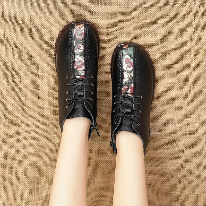DRKANOL 2021 Women Snow Boots Winter Warm Shoes Handmade Genuine Leather Printing Flat Heel Casual women Ankle Boots Big Size 41
DRKANOL 2021 Women Snow Boots Winter Warm Shoes Handmade Genuine Leather Printing Flat Heel Casual women Ankle Boots Big Size 41