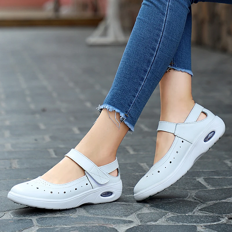 Summer Woman Shoe Cut Outs Flat Platforms Female Loafers Slip On Walking Women's Shoes Soft Bottom Footwear Nurse shoes
Summer Woman Shoe Cut Outs Flat Platforms Female Loafers Slip On Walking Women's Shoes Soft Bottom Footwear Nurse shoes