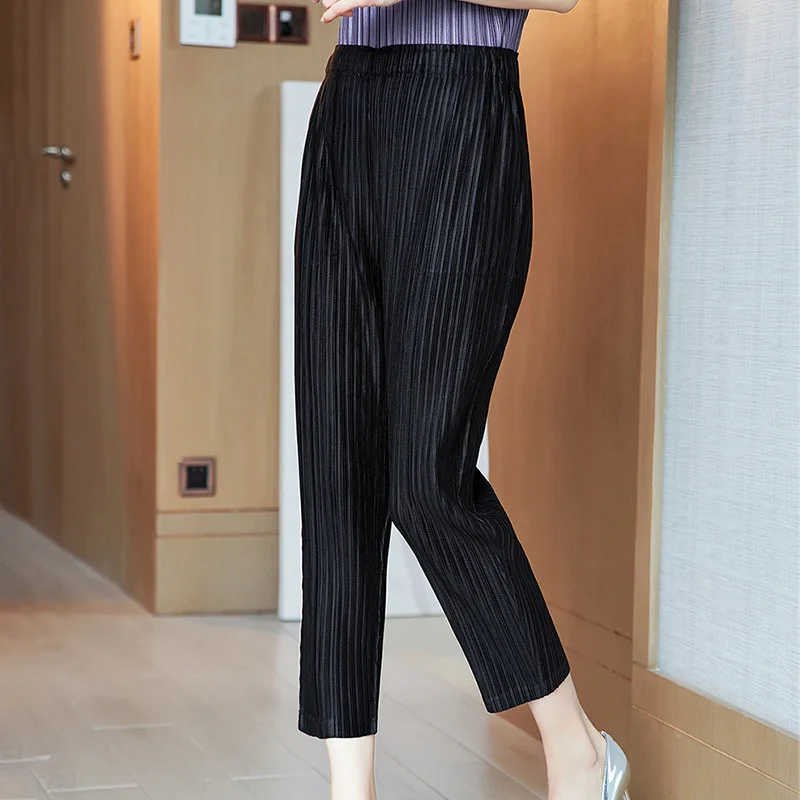 LANMREM High Elastic Waist Big Size Folds Trousers New Loose Ankle-length Pants Women Fashion Tide Spring Autumn 2021 2E1454
LANMREM High Elastic Waist Big Size Folds Trousers New Loose Ankle-length Pants Women Fashion Tide Spring Autumn 2021 2E1454