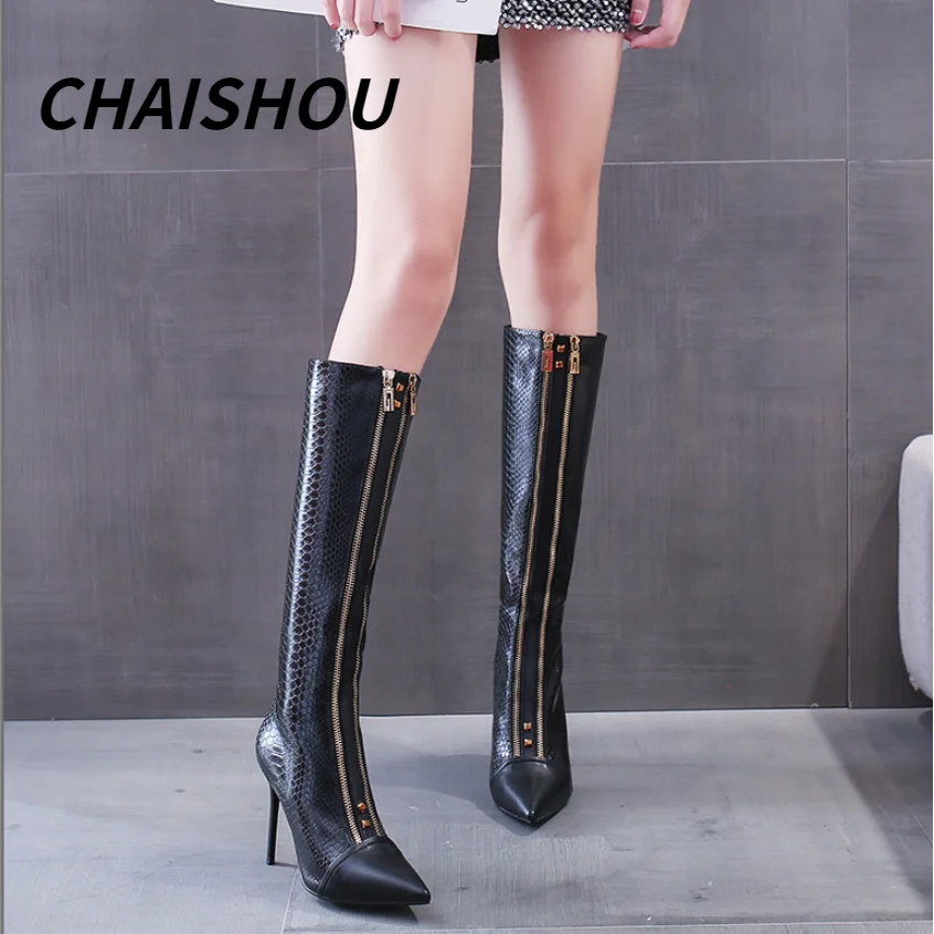 ST42 Autumn Winter White Sexy Front Zip Knee High Modern Boots Woman Thin High Heels 2021 Fashion Serpentine Pointed Botas Mujer
ST42 Autumn Winter White Sexy Front Zip Knee High Modern Boots Woman Thin High Heels 2021 Fashion Serpentine Pointed Botas Mujer