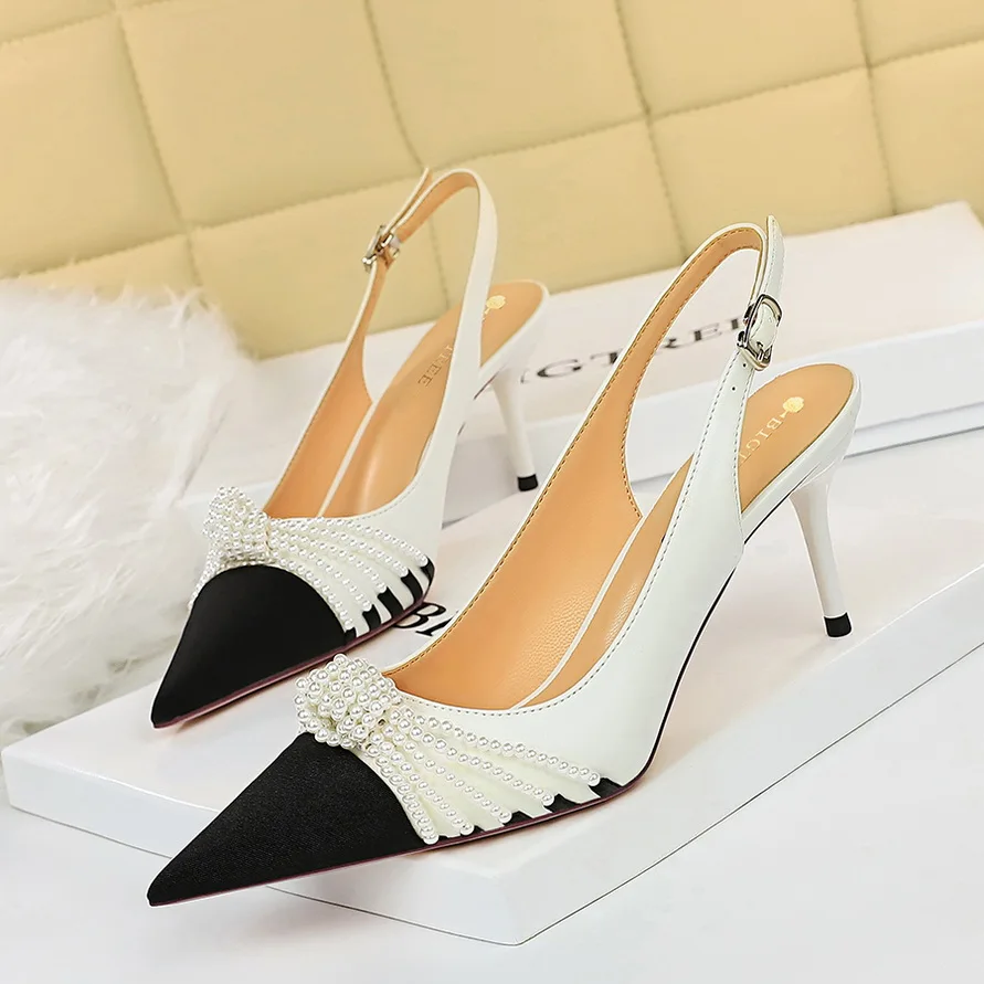 BIGTREE Shoes Pearl Bowknot Kitten Heels Women Pumps Stiletto Heels 7 Cm Sexy Party Shoes Hollow Out Women Sandals Plus Size 43
BIGTREE Shoes Pearl Bowknot Kitten Heels Women Pumps Stiletto Heels 7 Cm Sexy Party Shoes Hollow Out Women Sandals Plus Size 43