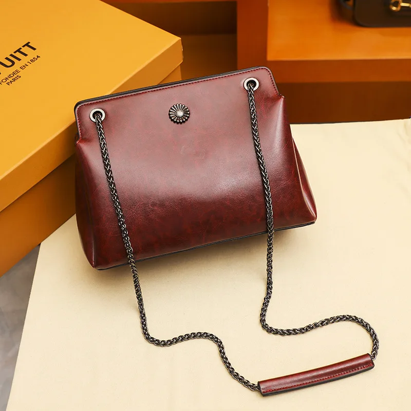2021 New Luxury Handbags Leather Casual Crossbody Messenger Bags for Women Bag High Quality Shoulder Bag Designer Casual Totes
2021 New Luxury Handbags Leather Casual Crossbody Messenger Bags for Women Bag High Quality Shoulder Bag Designer Casual Totes