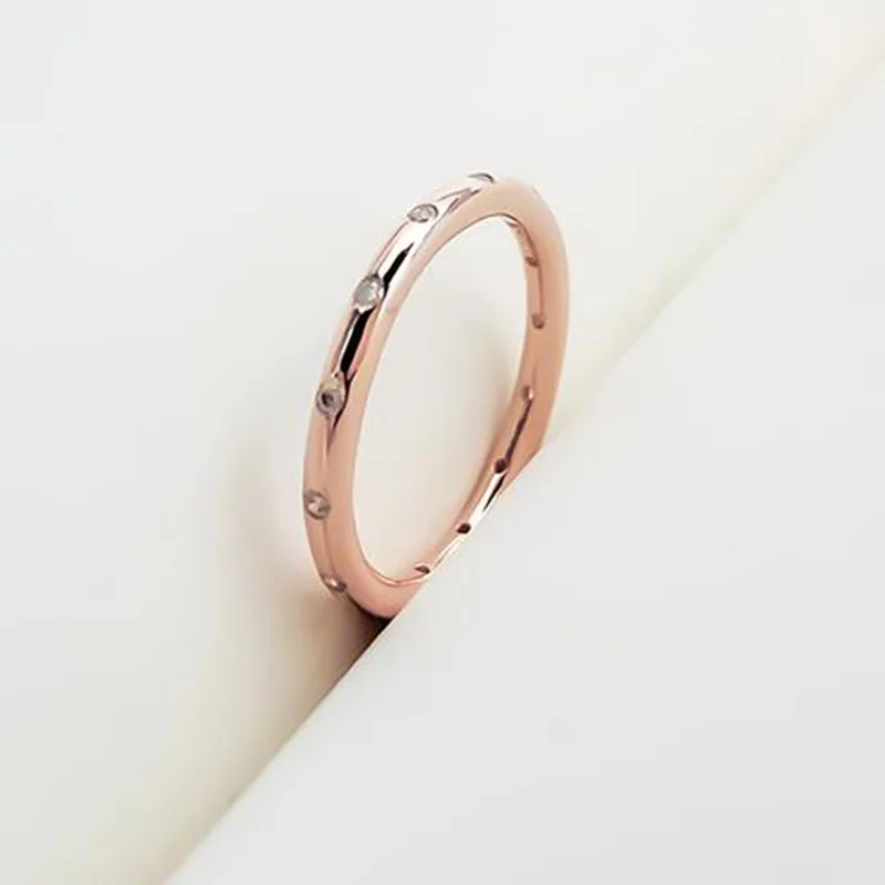 100% 925 Sterling Silver Pan Ring Shiny Rose Gold With Crystal Round Pan Ring For Women Wedding Party Gift Fashion Jewelry
100% 925 Sterling Silver Pan Ring Shiny Rose Gold With Crystal Round Pan Ring For Women Wedding Party Gift Fashion Jewelry