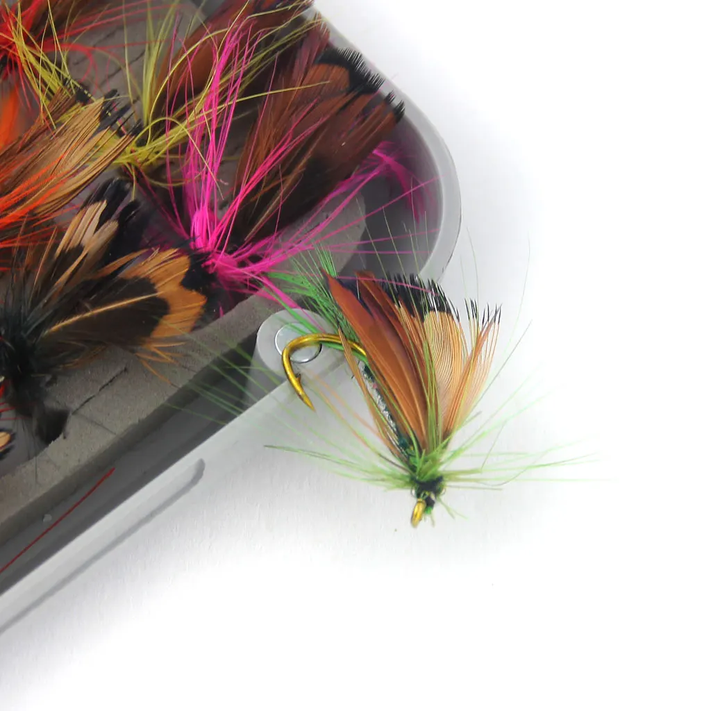 32pcs Portable Assortment Trout Fly Fishing Flies Lure Fish Tackle with Case
32pcs Portable Assortment Trout Fly Fishing Flies Lure Fish Tackle with Case