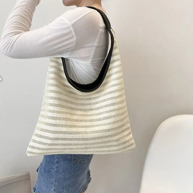 Beach Bag Women's 2021 New Straw Bag Single Shoulder Bag Forest Hand Woven Bag Female Large Capacity Seaside Holiday Beach Bag
Beach Bag Women's 2021 New Straw Bag Single Shoulder Bag Forest Hand Woven Bag Female Large Capacity Seaside Holiday Beach Bag