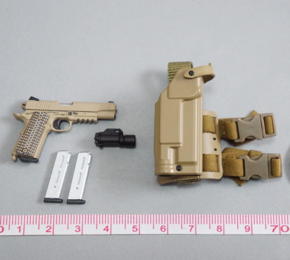 1/6 Easy&Simple ES 26043S 26043SW 20643SD Maritime Raid Force Military Free Fall Insertion M45 Pistol Holster For Doll Figures
1/6 Easy&Simple ES 26043S 26043SW 20643SD Maritime Raid Force Military Free Fall Insertion M45 Pistol Holster For Doll Figures