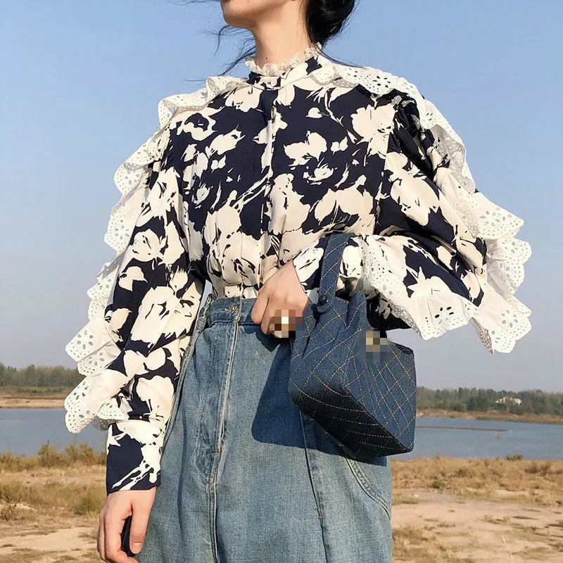 2021 Lace Fungus Patchwork Women Shirts Flower Stand Collar Long Sleeve Blouses Fashion Hollow Out Female Tops
2021 Lace Fungus Patchwork Women Shirts Flower Stand Collar Long Sleeve Blouses Fashion Hollow Out Female Tops