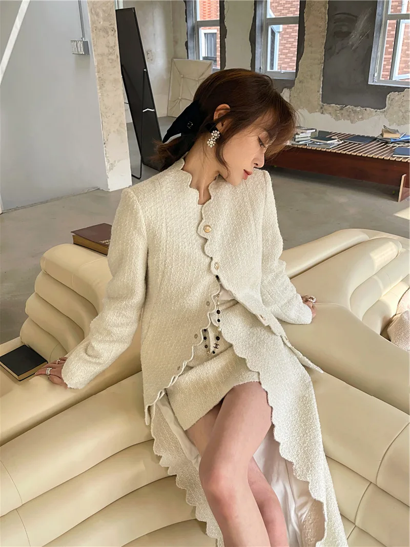 2021 Women's New Spring French Style Fashion Long Sleeve Single-breasted Coat Irregular Skirt Elegant Two-Piece Suit
2021 Women's New Spring French Style Fashion Long Sleeve Single-breasted Coat Irregular Skirt Elegant Two-Piece Suit