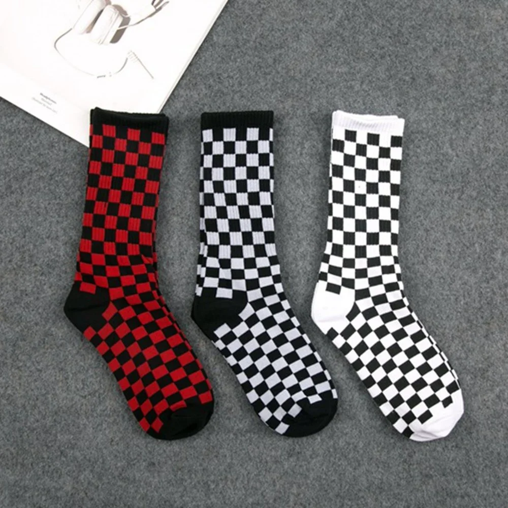 

1 pair Black white square socks men's European and American trend autumn and winter cotton British style individual tube socks