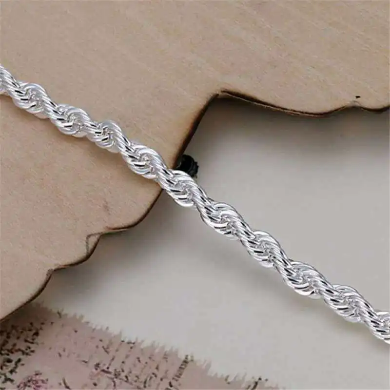European American Fashion Jewelry 4mm Twist Twist Rope Bracelet Simple Fashion Silver-plated Lady Bracelets for Women Wholesale
European American Fashion Jewelry 4mm Twist Twist Rope Bracelet Simple Fashion Silver-plated Lady Bracelets for Women Wholesale