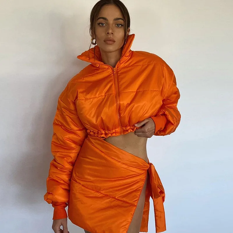 Winter Puffer Jacket Women 2021 Cropped Bubble Coat Women Streetwear Stand Collar Parka Ropa De Invierno Mujer Sexy Outwear
Winter Puffer Jacket Women 2021 Cropped Bubble Coat Women Streetwear Stand Collar Parka Ropa De Invierno Mujer Sexy Outwear