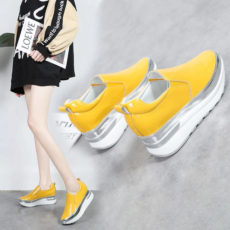 Sneakers Women Platform Shoes Women Fashion Quality Women's Spring Shoes Solid Round Toe Students Casual Shoes Zapatos Mujer
Sneakers Women Platform Shoes Women Fashion Quality Women's Spring Shoes Solid Round Toe Students Casual Shoes Zapatos Mujer