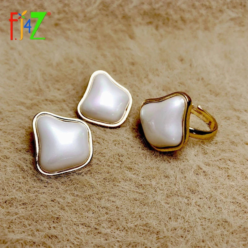 F.J4Z 2020 Trend Geometric Earrings Baroque Irregular Simulated Pearl Stud Earrings & Rings Classic Statement Jewelry Dropship
F.J4Z 2020 Trend Geometric Earrings Baroque Irregular Simulated Pearl Stud Earrings & Rings Classic Statement Jewelry Dropship