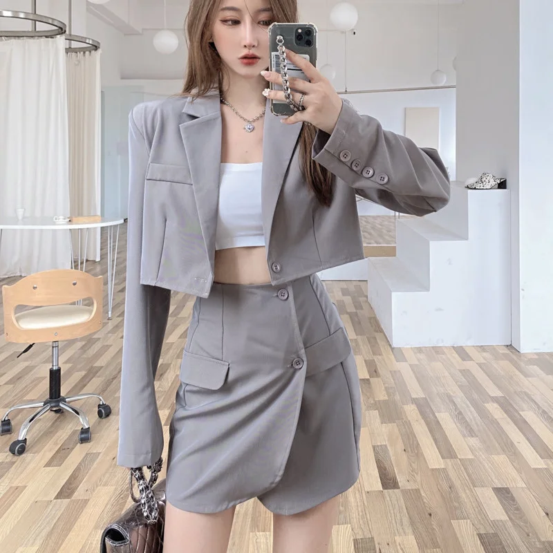 2021 New Autumn Fashion Casual 2 Piece Set Women Crop Top Short Blazer Coat + Mini Bodycon Skirts Sets Korean Ol Two Piece Suits
2021 New Autumn Fashion Casual 2 Piece Set Women Crop Top Short Blazer Coat + Mini Bodycon Skirts Sets Korean Ol Two Piece Suits