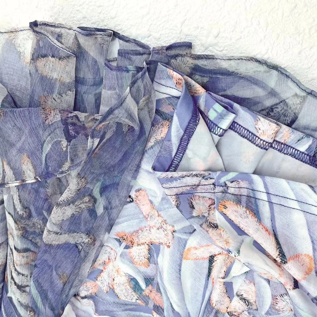 2021 Summer New Women Shirt Suits High Quality 100% Silk Shirts Lace O-neck Single Breasted Shirts with Silk Blue Print Camisole
2021 Summer New Women Shirt Suits High Quality 100% Silk Shirts Lace O-neck Single Breasted Shirts with Silk Blue Print Camisole
