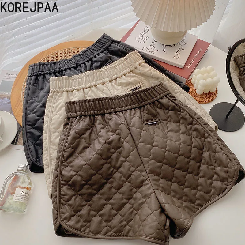 Korejpaa Casual Argyle Women Shorts 2021 New Korea Autumn Fashion Female High Elastic Waist All Matching Solid Bottoms Outwear
Korejpaa Casual Argyle Women Shorts 2021 New Korea Autumn Fashion Female High Elastic Waist All Matching Solid Bottoms Outwear