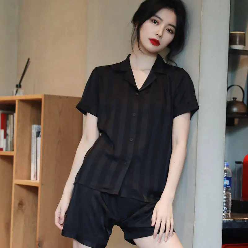 Casual Striped Pajamas Set Women Satin Sleepwear Nightwear 2PCS Shirt&Shorts Summer New Lounge Wear Sexy Intimate Lingerie
Casual Striped Pajamas Set Women Satin Sleepwear Nightwear 2PCS Shirt&Shorts Summer New Lounge Wear Sexy Intimate Lingerie