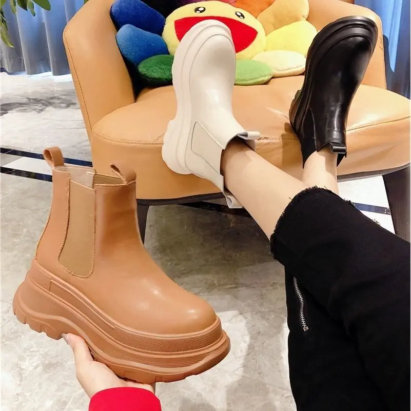 Spring Carved Genuine Leather Women's Boots Women's Shoes Chelsea Boots Preppy Style Heels Slip-on Round Toe Botas Mujer
Spring Carved Genuine Leather Women's Boots Women's Shoes Chelsea Boots Preppy Style Heels Slip-on Round Toe Botas Mujer