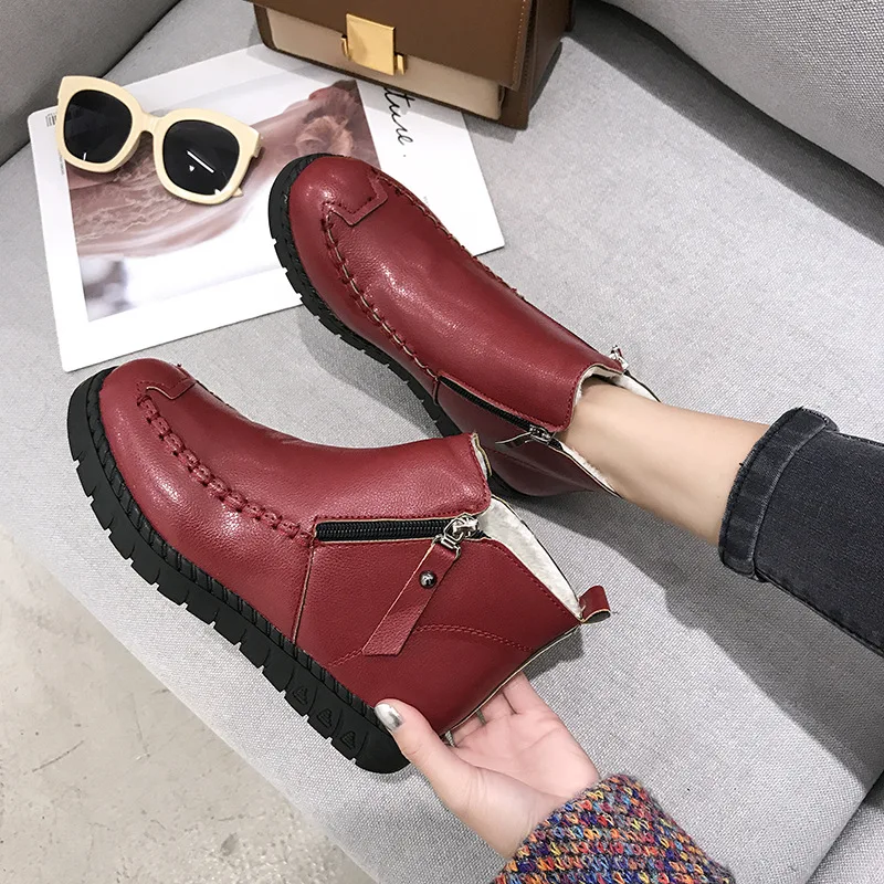 Winter cotton shoes and velvet flat warm short boots middle-aged and elderly women's shoes casual middle-aged winter shoes
Winter cotton shoes and velvet flat warm short boots middle-aged and elderly women's shoes casual middle-aged winter shoes