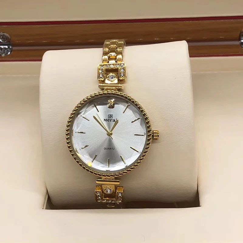 2019 New Fashion Wrist Watch Lady Elegant Casual Waterproof Watch Women Golden Quartz relogio feminino Meraj 91002
2019 New Fashion Wrist Watch Lady Elegant Casual Waterproof Watch Women Golden Quartz relogio feminino Meraj 91002