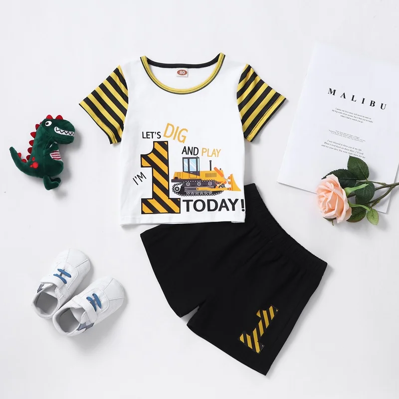 Hot Selling Summer Baby Clothes Baby Boy Clothes 2 Pcs Sets Excavator Patchwork Short Sleeve T-shirts+short Pants 0-18M
Hot Selling Summer Baby Clothes Baby Boy Clothes 2 Pcs Sets Excavator Patchwork Short Sleeve T-shirts+short Pants 0-18M