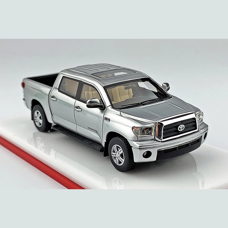 ScaleMini 1/64 Model Car Toyota PickUp Tundra Truck Alloy Metal Car Collection Diecast Display Toy - Blue/Silvery
ScaleMini 1/64 Model Car Toyota PickUp Tundra Truck Alloy Metal Car Collection Diecast Display Toy - Blue/Silvery