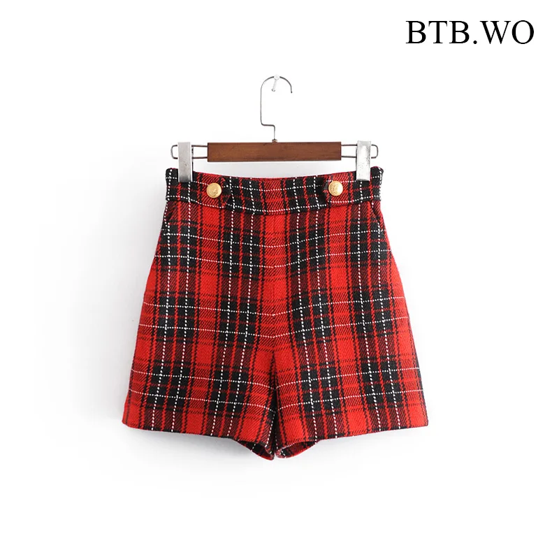 BTB.WO Za 2 Pieces Set Women 2021 New Fashion Metal Buttons Texture Short Casual Blazer Jacket And Shorts Women Sets
BTB.WO Za 2 Pieces Set Women 2021 New Fashion Metal Buttons Texture Short Casual Blazer Jacket And Shorts Women Sets