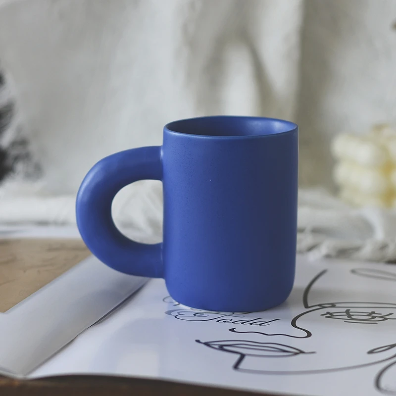 

Керамическая Кружка 400 мл, кофейная кружка с ручкой для жира, новая витражная грязная чашка с ручкой, молочная чашка Klein Blue Mark