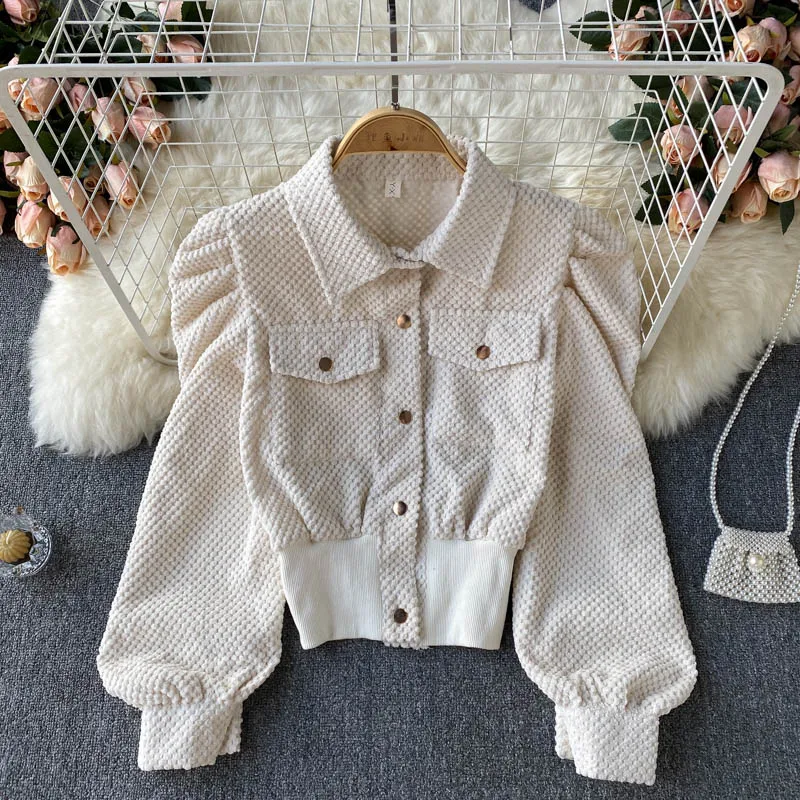 2021 Autumn New Fashion Temperament Blouse Women's Lapel Long-sleeved Corduroy Short Single-breasted Cardigan Jacket DF754
2021 Autumn New Fashion Temperament Blouse Women's Lapel Long-sleeved Corduroy Short Single-breasted Cardigan Jacket DF754