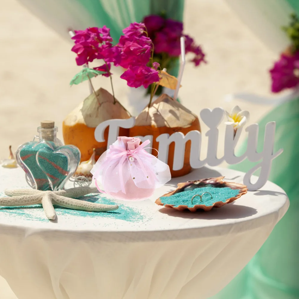 8pcs Exquisite Candy Packing Bag Gift Bag Wedding Candy Storage Bag ) 
8pcs Exquisite Candy Packing Bag Gift Bag Wedding Candy Storage Bag )