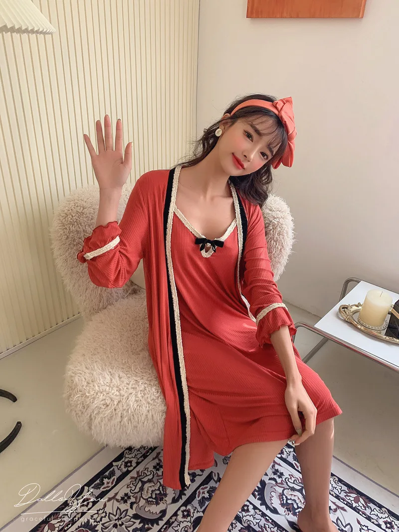 Spring New Fresh and Sweet Sexy Striped Fringed Lace Suspender Nightdress Nightgown Two-piece Set Can Be Worn Outside Sleep Tops
Spring New Fresh and Sweet Sexy Striped Fringed Lace Suspender Nightdress Nightgown Two-piece Set Can Be Worn Outside Sleep Tops