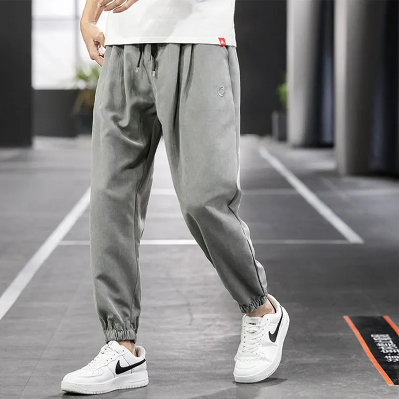 Casual Spring Autumn Mens Sweatpants Fashion Solid Black Grey Loose Streetwear Men's Pants Trousers Ropa Hombre
Casual Spring Autumn Mens Sweatpants Fashion Solid Black Grey Loose Streetwear Men's Pants Trousers Ropa Hombre
