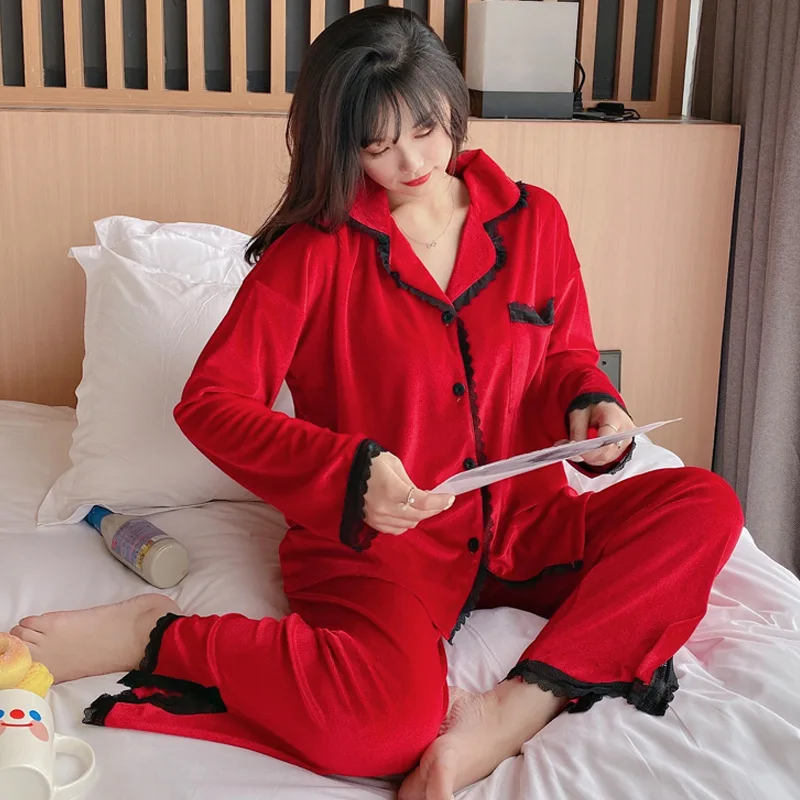 Velvet pajamas women's lace casual comfortable long-sleeved solid color lapel home wear pajamas two-piece suit JJF0002
Velvet pajamas women's lace casual comfortable long-sleeved solid color lapel home wear pajamas two-piece suit JJF0002
