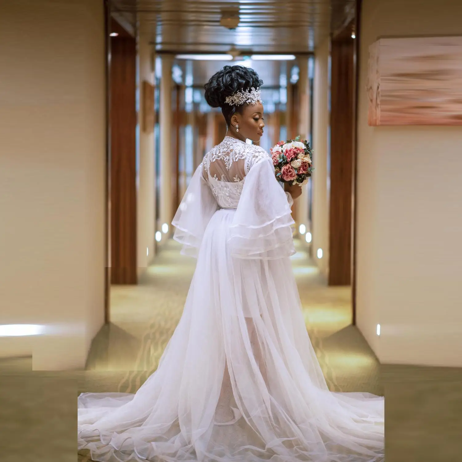 Pretty Puffy Sleeve Tulle Ruffles A-line Maternity Dresses Illusion Applique Long Robes For Pregnant Wedding Photo Shoot
Pretty Puffy Sleeve Tulle Ruffles A-line Maternity Dresses Illusion Applique Long Robes For Pregnant Wedding Photo Shoot