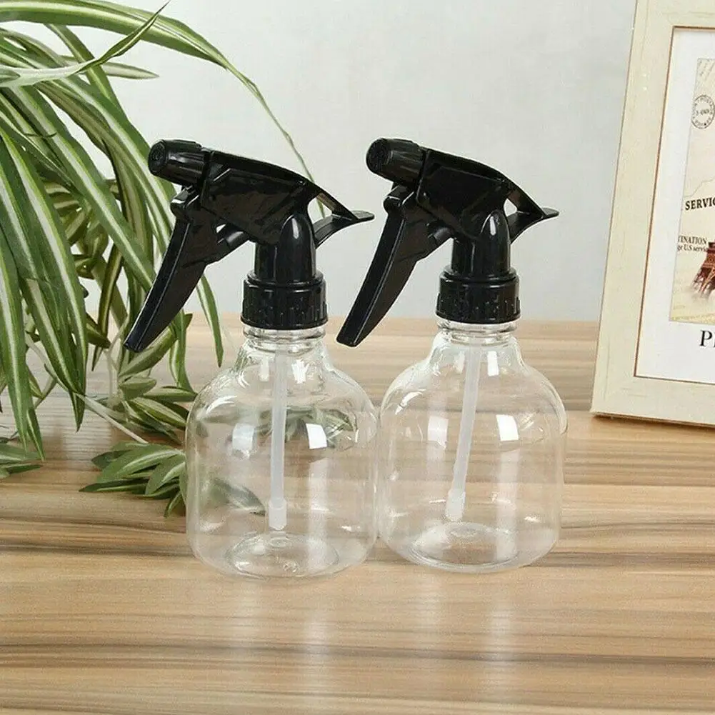 1 pcs Transparent color watering can, watering gardening sprayer, bottle watering can simple spray style Transparent small Z1N5
1 pcs Transparent color watering can, watering gardening sprayer, bottle watering can simple spray style Transparent small Z1N5