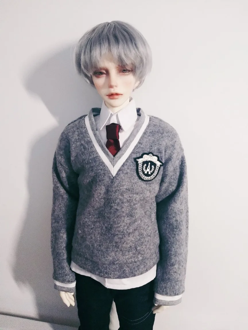 D01-P536 Doll handmade clothes 1/4 1/3 uncle MSD SSDF SD doll Accessories College badge V-neck long-sleeved T-shirt 1pcs
D01-P536 Doll handmade clothes 1/4 1/3 uncle MSD SSDF SD doll Accessories College badge V-neck long-sleeved T-shirt 1pcs