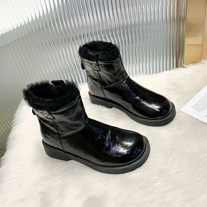 2021 Winter New Style Women's Thick Leather Snow Boots PU Anti-skid Anti-horizontal Bottom Warm Leather Comfortable Casual Boots
2021 Winter New Style Women's Thick Leather Snow Boots PU Anti-skid Anti-horizontal Bottom Warm Leather Comfortable Casual Boots