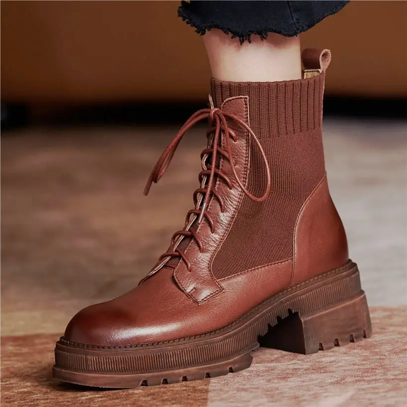 Punk Goth Oxfords Women Genuine Leather Square Toe Ankle Boots Cowgirl Mid Cuban Oxfords Shoes 34 35 36 37 38 39
Punk Goth Oxfords Women Genuine Leather Square Toe Ankle Boots Cowgirl Mid Cuban Oxfords Shoes 34 35 36 37 38 39