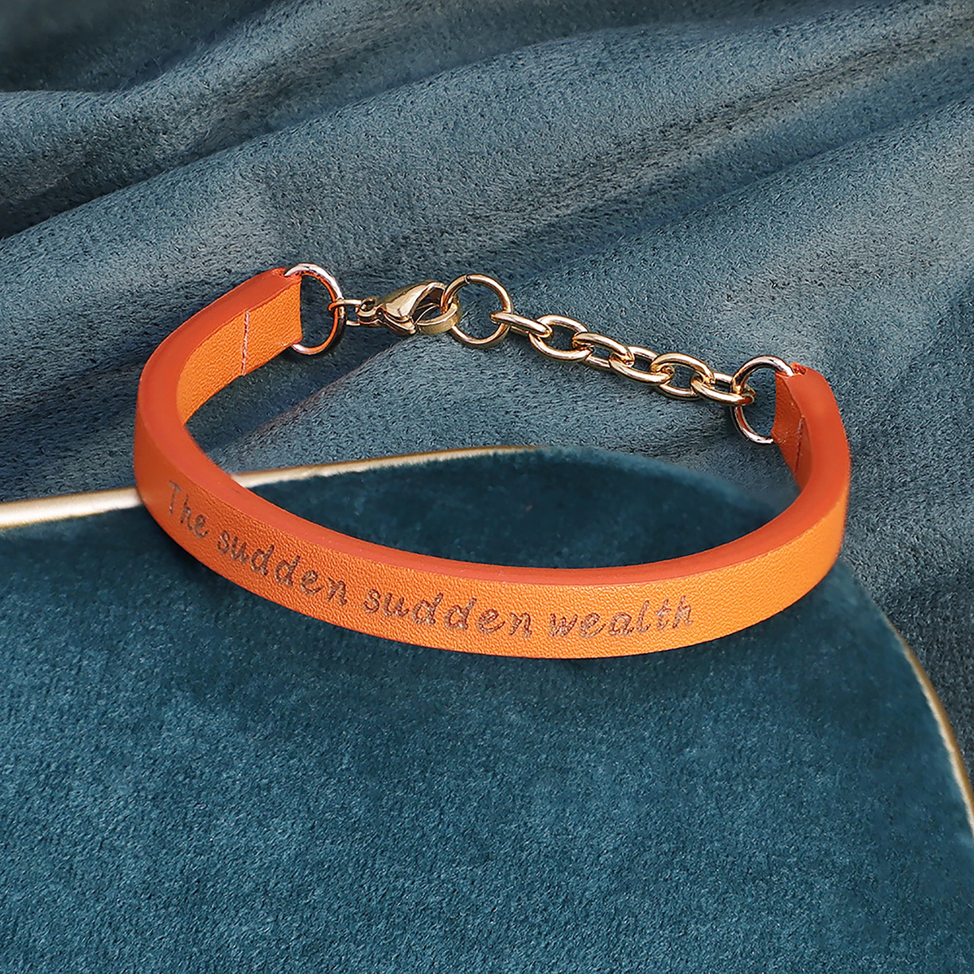 Fashion Orange Bracelet Custom Name Simple Leather Bracelets For Women Girls DIY Personalized Custom Chain Jewelry Memorial Gift
Fashion Orange Bracelet Custom Name Simple Leather Bracelets For Women Girls DIY Personalized Custom Chain Jewelry Memorial Gift