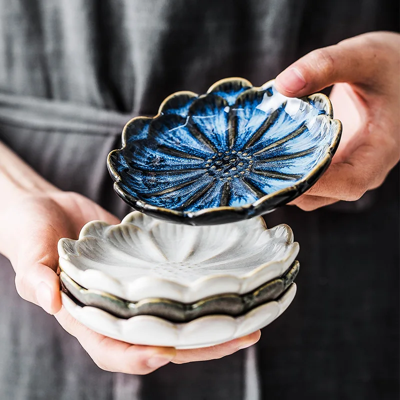 Japanese-style Ins Petal Ceramic Side Dish Irregular Seasoning Vinegar Dish Household Mustard Seasoning Small Sauce Dish
Japanese-style Ins Petal Ceramic Side Dish Irregular Seasoning Vinegar Dish Household Mustard Seasoning Small Sauce Dish