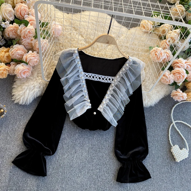 Autumn Winter All-match Velvet Bottoming Shirt Women's Mesh Ruffled Stitching Puff Sleeve Square Collar Top UK863
Autumn Winter All-match Velvet Bottoming Shirt Women's Mesh Ruffled Stitching Puff Sleeve Square Collar Top UK863