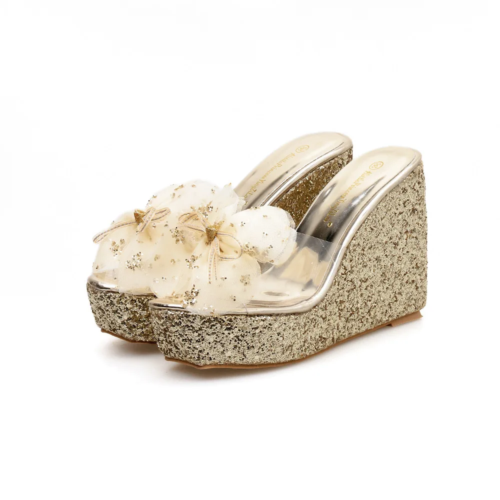 On A Wedge Female Shoes Flower Slippers Casual Butterfly-Knot Low Slides Platform 2021 Luxury Soft Butterfly-knot Basic Bling Ho
On A Wedge Female Shoes Flower Slippers Casual Butterfly-Knot Low Slides Platform 2021 Luxury Soft Butterfly-knot Basic Bling Ho