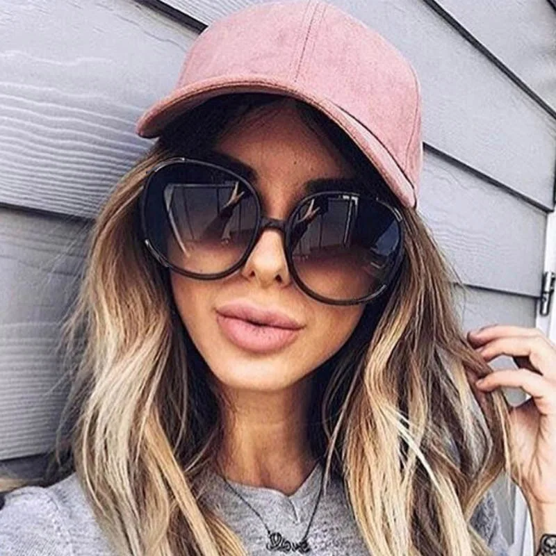 Women's 2020 Big Frame Sunglasses Female Oversize Glasses Fashion Vintage Plastic Mirror Lunettes De Soleil Pour Femmes
Women's 2020 Big Frame Sunglasses Female Oversize Glasses Fashion Vintage Plastic Mirror Lunettes De Soleil Pour Femmes