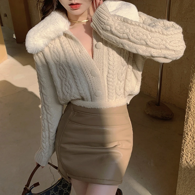 Autumn Winter Thick Warm Twist Slim Knitting Crop Tops 2021Woman Soft Fur Collar Design Casual High StreetSweater Cardigan Coat
Autumn Winter Thick Warm Twist Slim Knitting Crop Tops 2021Woman Soft Fur Collar Design Casual High StreetSweater Cardigan Coat